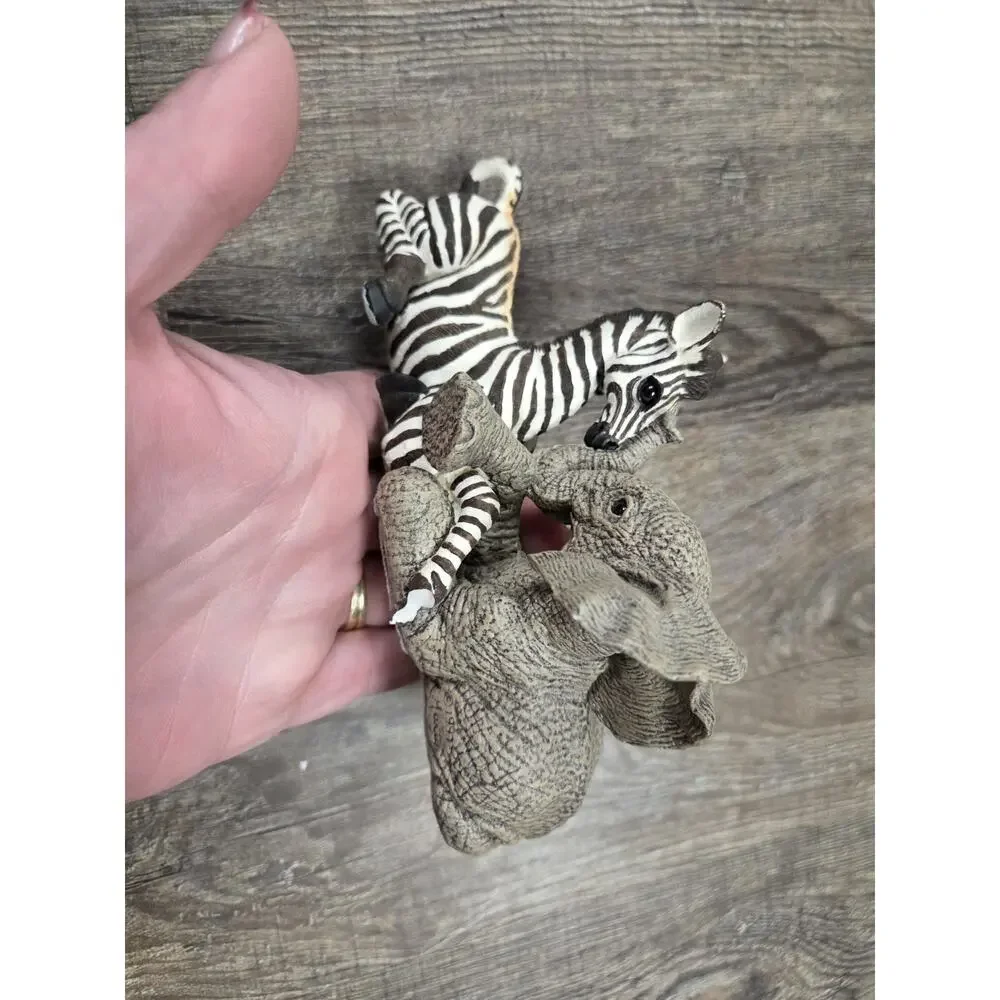 The Herd Martha Carey African Safari Giraffe Zebra Lion Figurines Set Of 3